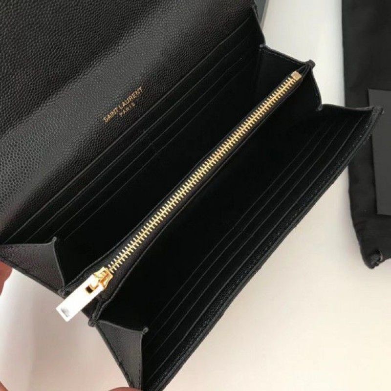 Portafoglio da donna con patta Yves Saint Laurent con monogramma grande in pelle di vitello nera con logo dorato