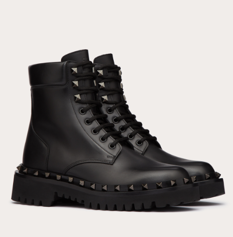 Valentino Rockstud 軍事風格黑色皮短靴 WS0HW8JUR0NO