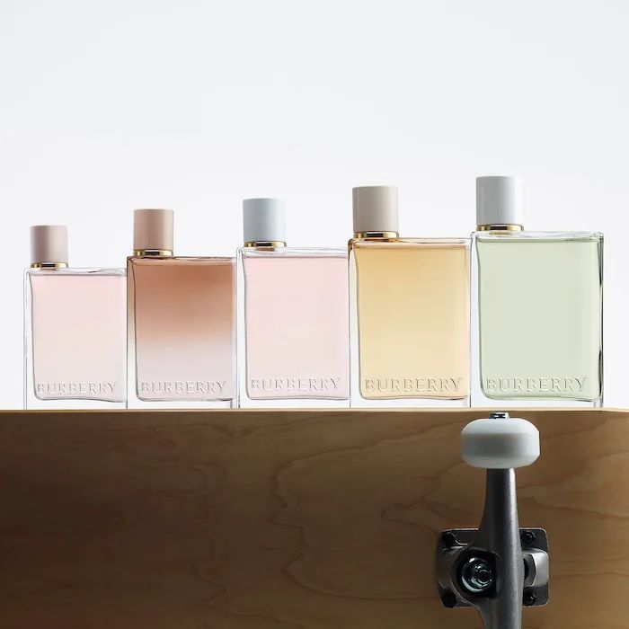 버버리 허 프루티 플로랄 2022 신제품 3.4온스 여성용 오드뚜왈렛 스프레이