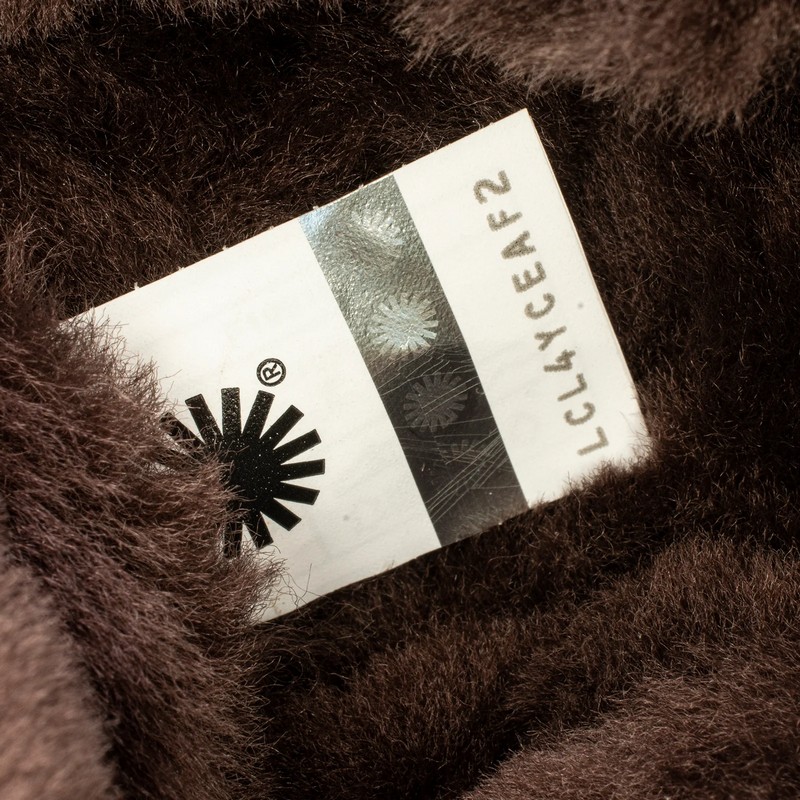 UGG Classic Mini Burnt Cedar Twinface Sheepskin Men's Snow Boots 1002072