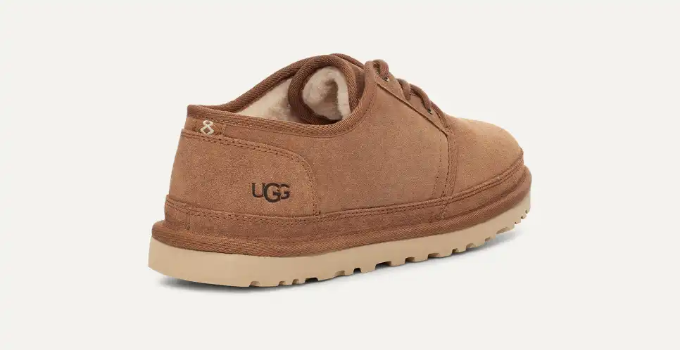 UGG Neumel Iconic Low Chestnut Suede Scarpe basse casual da uomo 1120765