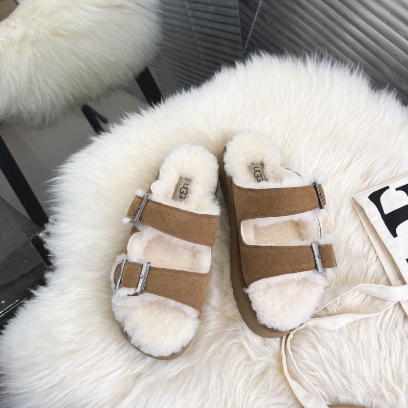 UGG Fluff Two-strap 2022 Chestnut Suede Women's Slide Sandals
