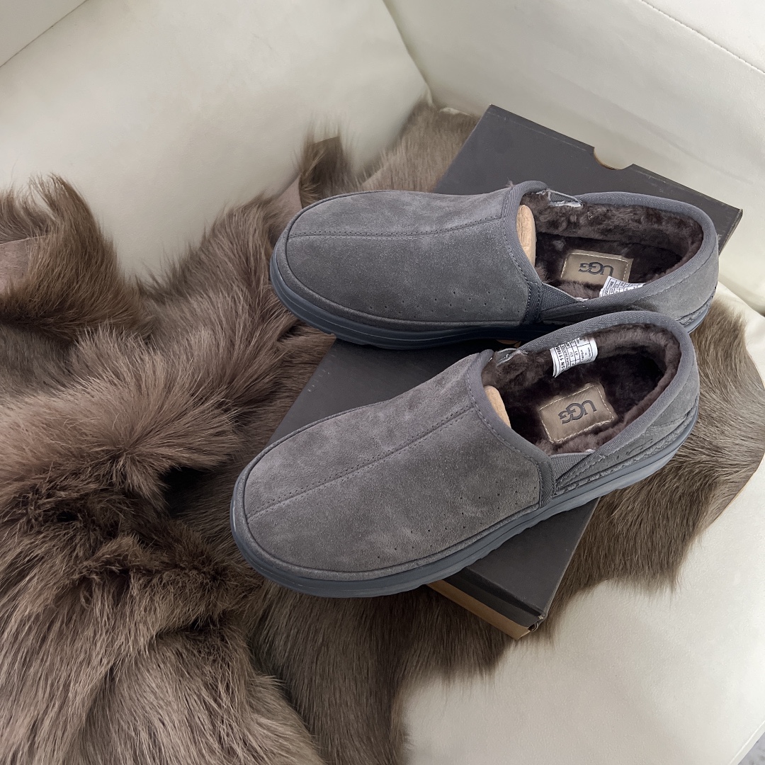 UGG Kick It Fashion Grey Suede Men Casual Flates 1118495