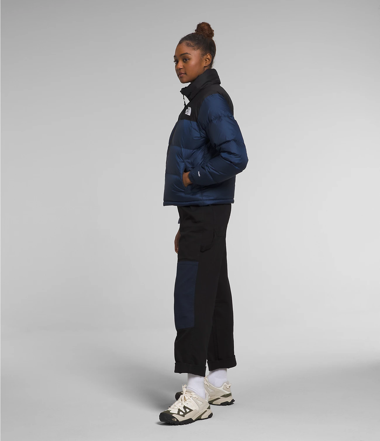 Áo khoác lông vũ nữ The North Face 1996 Retro Nuptse Hot Navy Goose Down Nf0a3xeo