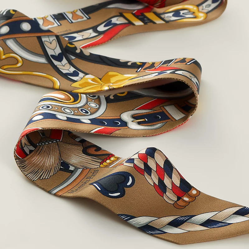 Hermes Twilly Fashion Harnais De Coeur Dark Beige Red Grey Silk Women Hair Scarf H064090S