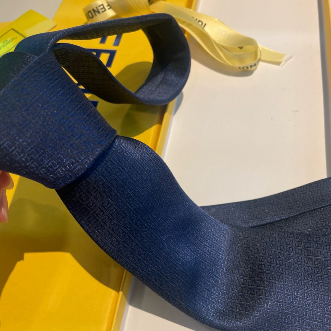 Fendi Classic Hot FF Motif Dark Blue Silk Patterned Necktie