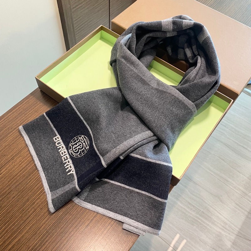 Burberry Classic New TB Reversible Grey Knitted Cashmere Unisex Sash Scarf