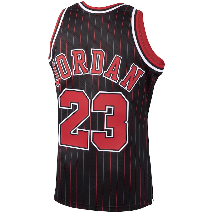 Michael Jordan Chicago Bulls Mitchell & Ness 1995/96 Classic Authentic Black Men Throwback Basketball Jersey