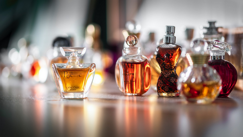 The 10 Most Popular Perfumes Everyone Talks About
