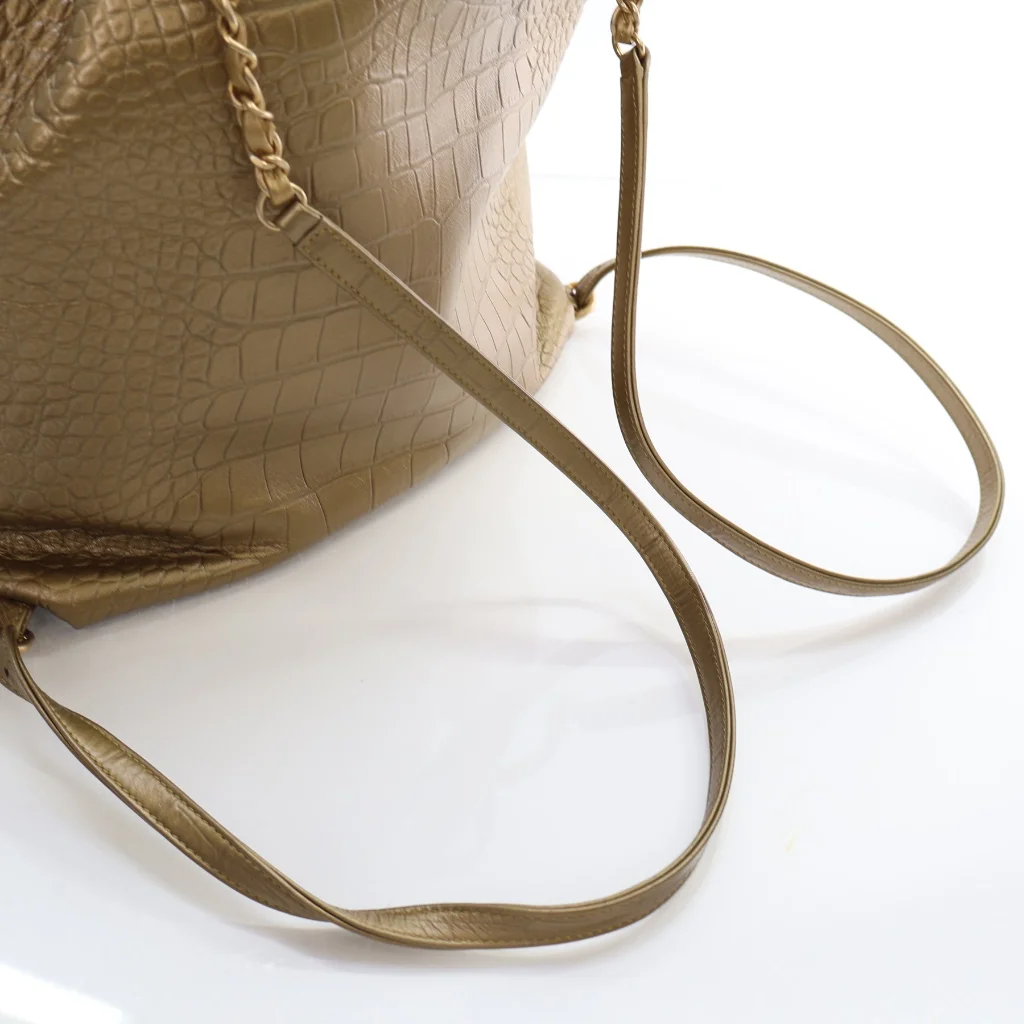 Chanel Classic Crocodile  Embossed 2019 Large Gold Calfskin Women Drawstring Backpack AS0800