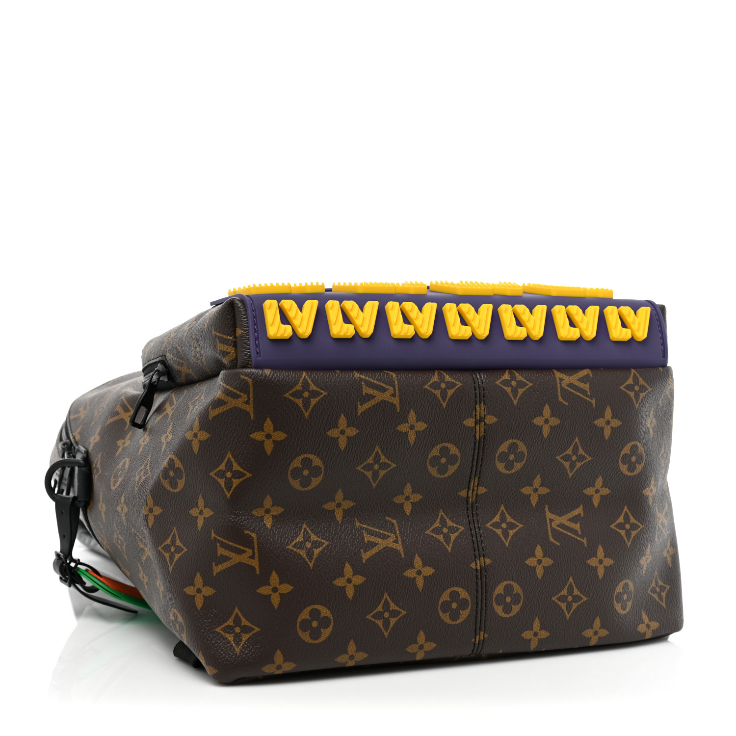 Louis Vuitton Monogram Classic LV Rubber Discovery MM Brown Canvas Unisex Daypack M57965